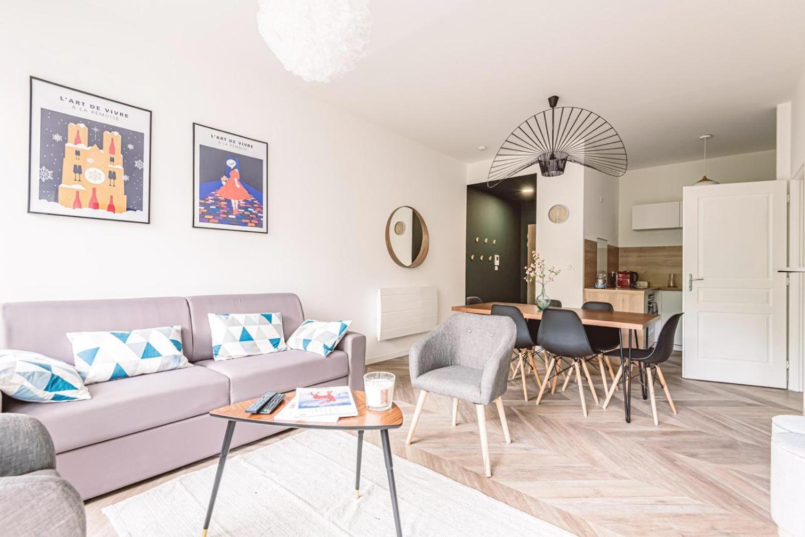 Apartmán Henri Au Pied De La Cathedrale. Remeš Exteriér fotografie